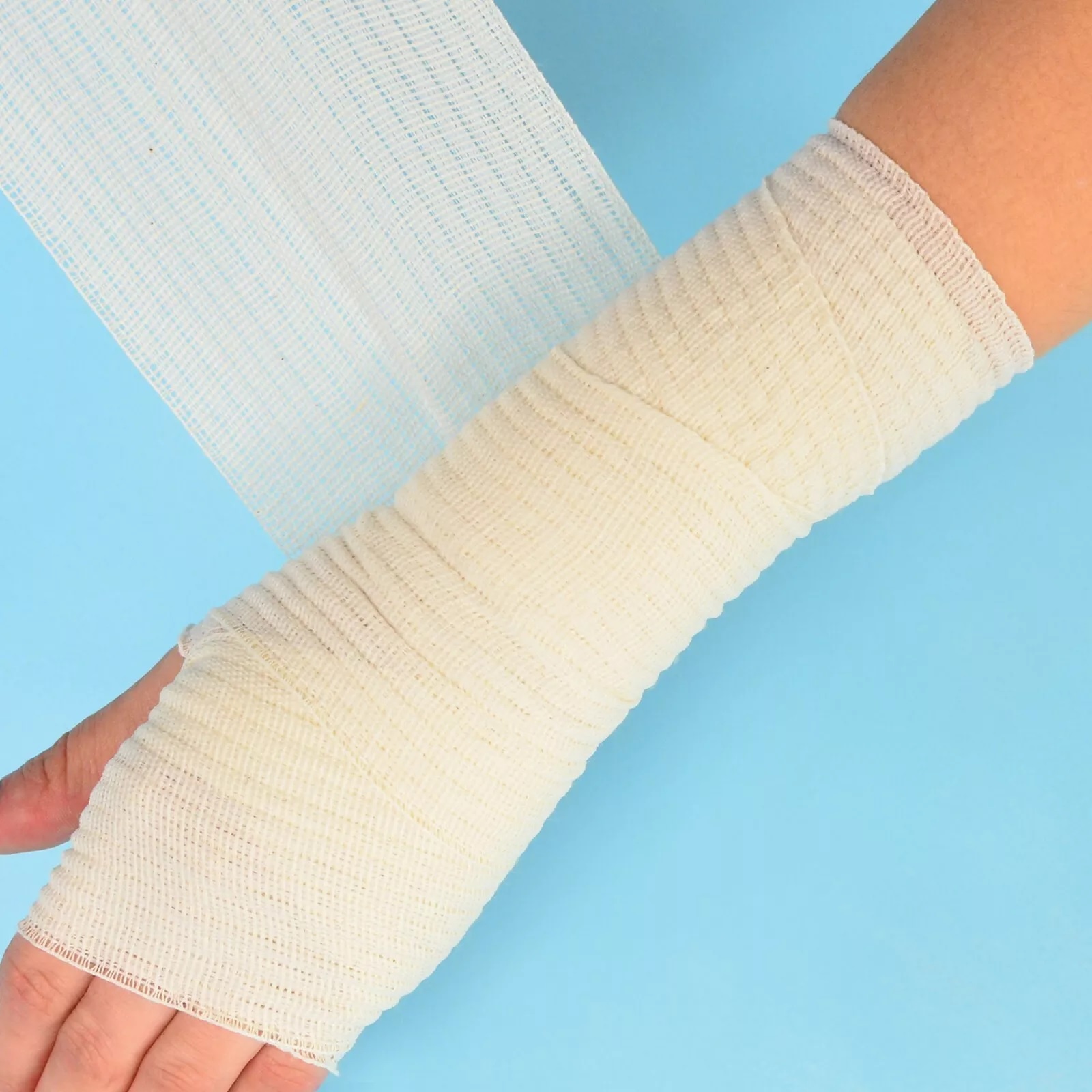 10cm x 5m Conforming Stretch Elastic Bandage Reusable First Aid BOX PACKAGING 8, 10, 12, 15cm x 4m, 5m thumbnail 2